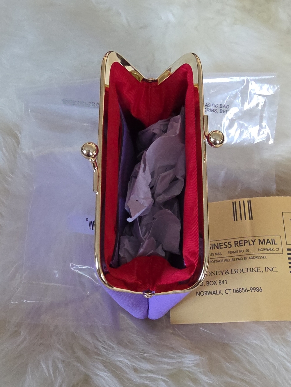 Beautiful NWT Dooney & Bourke Lilac Pebbled Leather Kiss-lock Wallet 💜🎁💛 - Picture 8 of 16